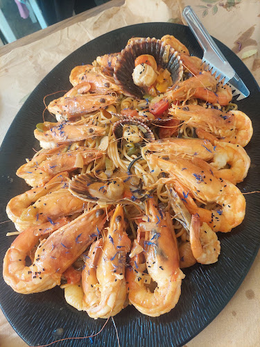 Τριαντάφυλλος - Η Μικρή Πλατεία