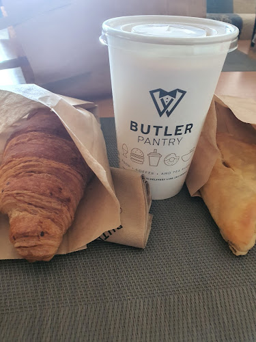 Comentarii opinii despre Butler Pantry 2