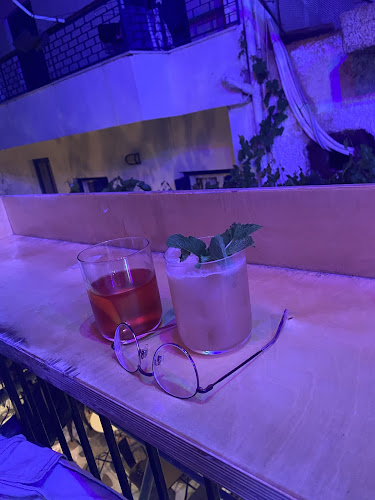 Taksiarxon, Ταξιαρχών 26, Τήνος 842 00