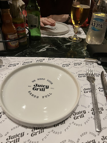 Comentarii opinii despre Juicy Grill Athens
