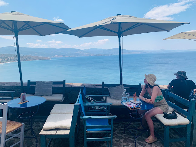 Το Μικρό Καφέ