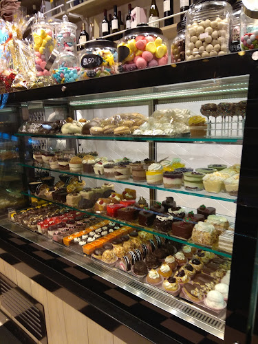 Τα γλυκά του Στέλιου