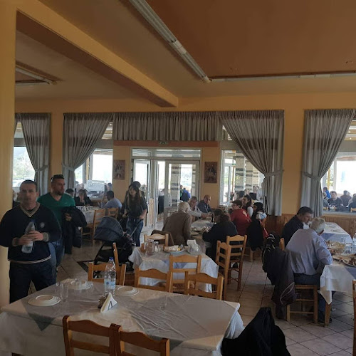 Ταβέρνα ο Μάκης - Κερατέα - Γαστρονομία και φιλοξενία