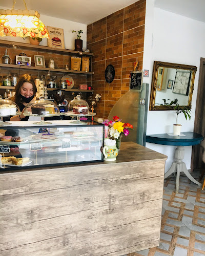 Opinii despre French cafe- Flower store în Γωνιά - Γαστρονομία και φιλοξενία