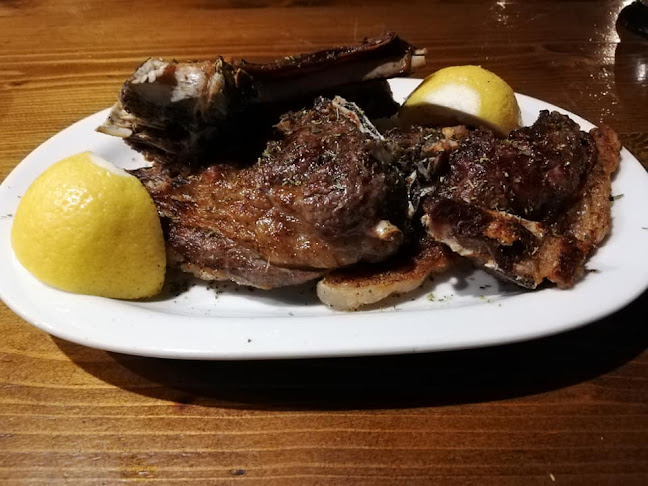 Opinii despre Παραδοσιακή Ταβέρνα "Η Βρεσταμίτα" în Υψηλάντης - Γαστρονομία και φιλοξενία