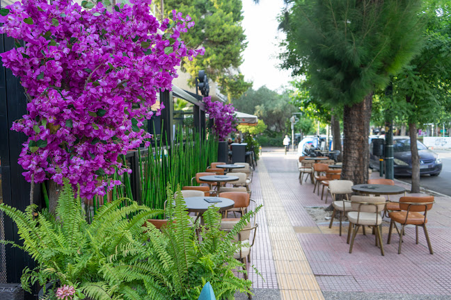 Comentarii opinii despre Le Cafe