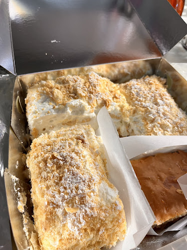 ΖΑΧΑΡΟΠΛΑΣΤΕΙΑ ΚΩΝΣΤΑΝΤΙΝΙΔΗΣ