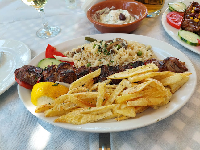 Triena Restaurant & Rooms - Γαστρονομία και φιλοξενία