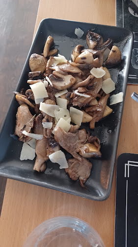 Opinii despre Terazza di legno (Pizza-bar) în Βραχναίικα - Γαστρονομία και φιλοξενία