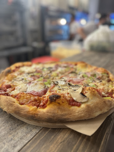 Opinii despre Capri Nuovo Πεύκα în Πεύκα - Γαστρονομία και φιλοξενία