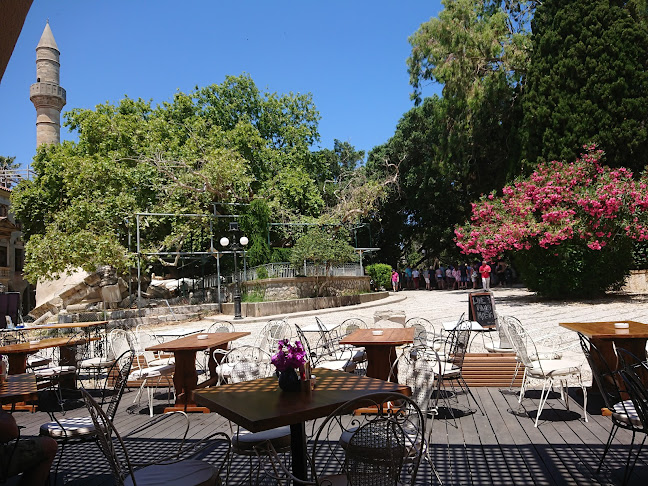 Akti Kountourioti 3, Κως 853 00