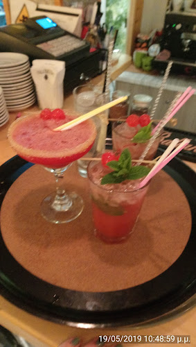 Mojito cocktail bar - Γαστρονομία και φιλοξενία