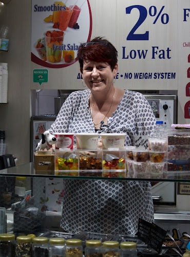 Yog-inn Frozen Greek Yogurt - Γαστρονομία και φιλοξενία