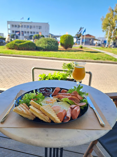 Opinii despre Black Swan în Βόλος - Γαστρονομία και φιλοξενία