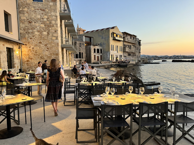 Periplous Restaurant