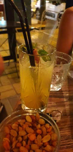 Αφροδίτης 2, Περιστέρι 121 37