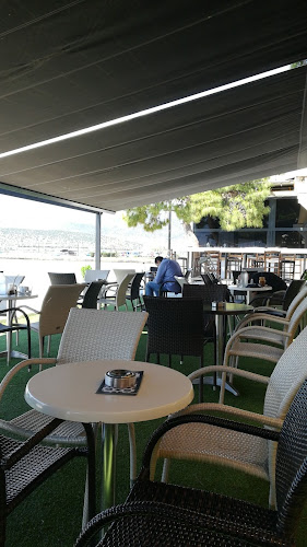 Comentarii opinii despre Mostra Cafe-bar