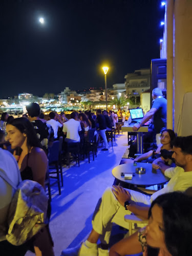 Comentarii opinii despre BLACK HOLE MUSIC BAR