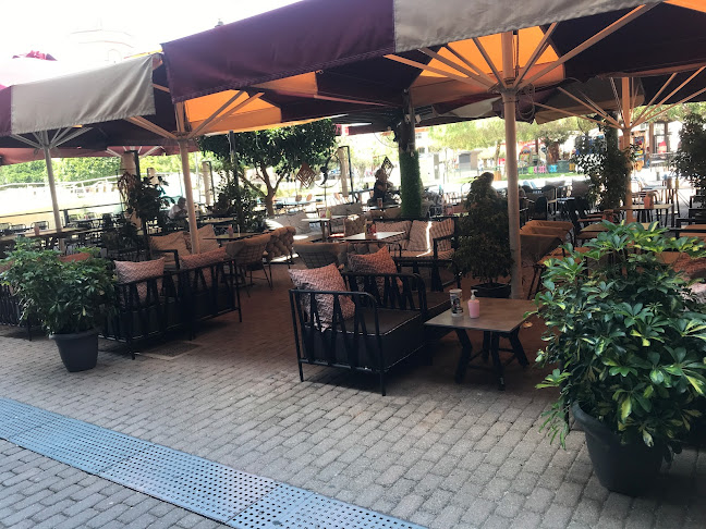 Parko Coffee+Sweet & More