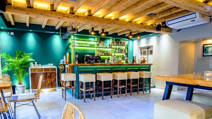 Καφετέρια Local