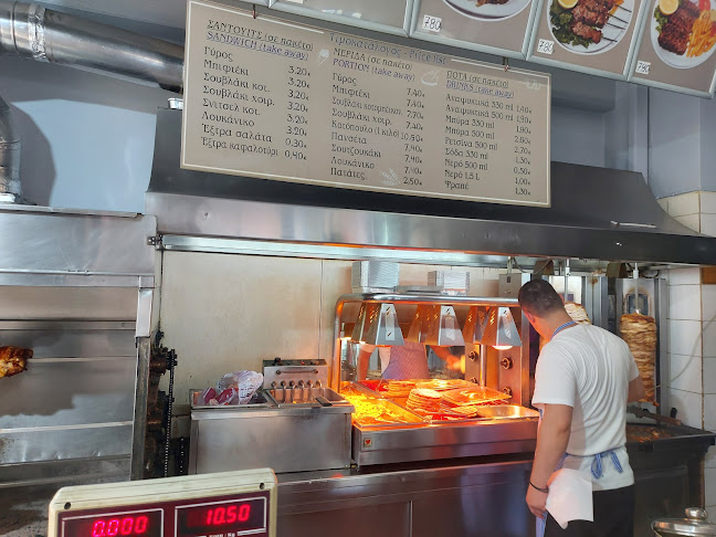 "Τα αδέρφια" Κοτόπουλα στα κάρβουνα