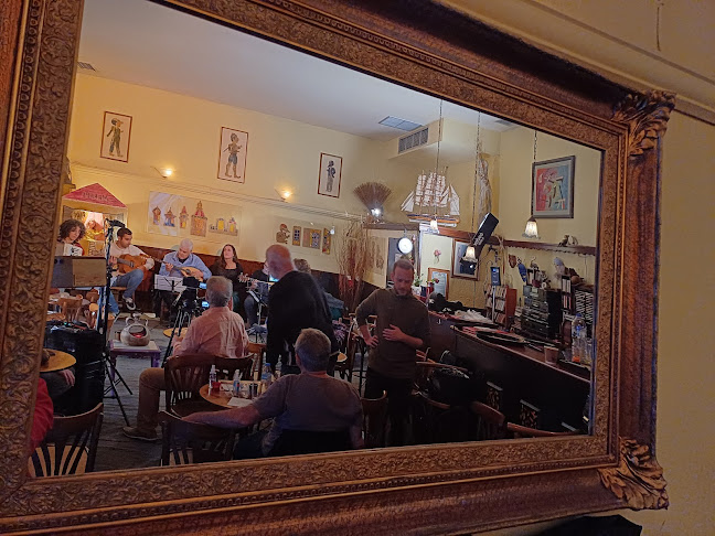 Μακαρι - Γαστρονομία και φιλοξενία