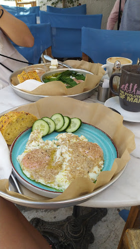 Comentarii opinii despre Spiti House Bar