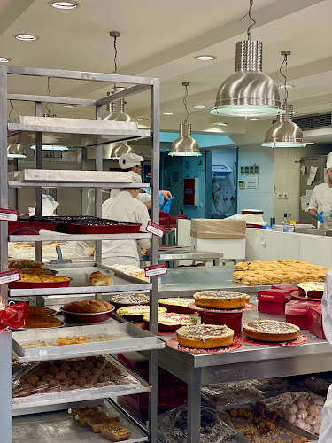 Λεωφ. Ανδρέα Συγγρού 98, Αθήνα 117 41