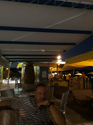 Barbarella Beach Bar - Νέα Ηρακλείτσα