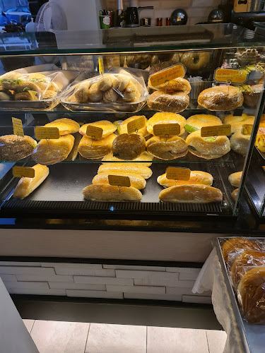 Opinii despre ΦΟΎΡΝΟΣ ΜΑΡΤΑΚΗΣ în Πειραιάς - Γαστρονομία και φιλοξενία