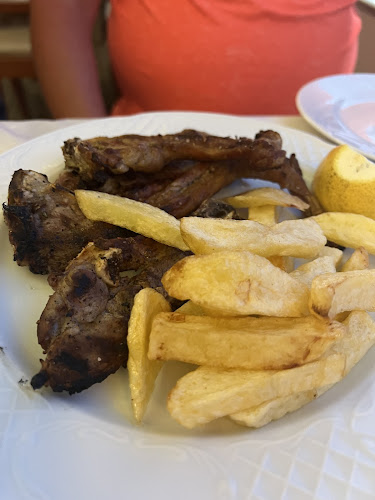 Opinii despre Gefira Taverna în Παστίδα - Γαστρονομία και φιλοξενία