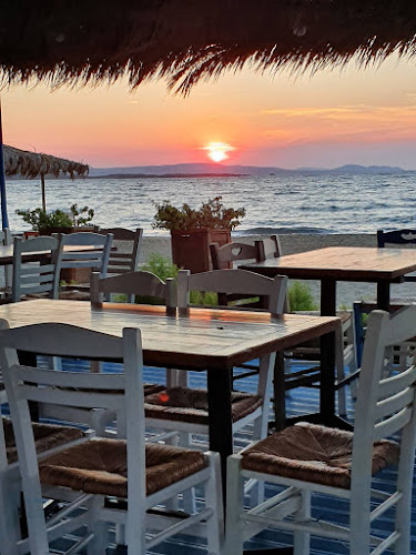 SARAVAR BEACH BAR - Γαστρονομία και φιλοξενία