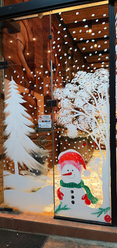 Κασσαβέτη 1, Κηφισιά 145 62