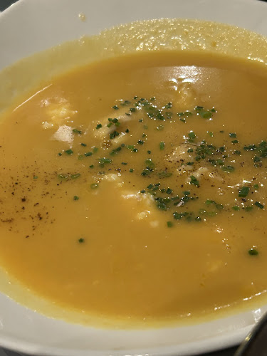 Λεωφ. Δημάρχου Αγγέλου Μεταξά 48, Γλυφάδα 166 74