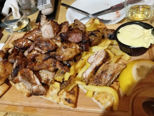 Πινάκιο - Γαστρονομία και φιλοξενία