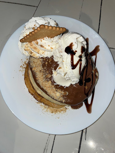 Explore Cafe - Κάστρο