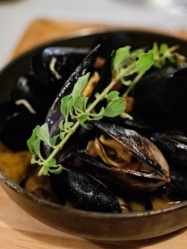 Opinii despre Agora Riviera Restaurant în Βουλιαγμένη - Γαστρονομία και φιλοξενία