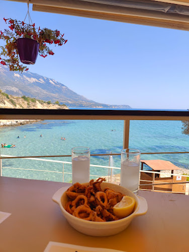 Tratamento Sea Side Bar & Restaurant - Γαστρονομία και φιλοξενία