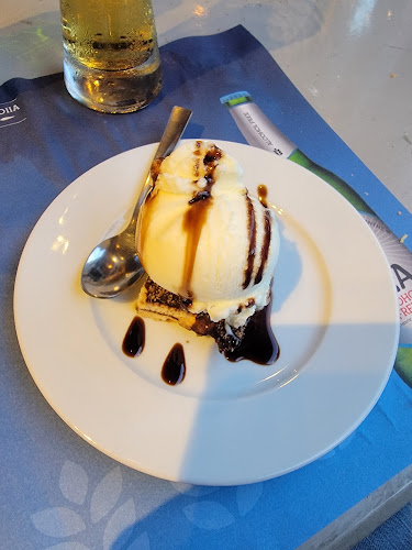 Αγκαλίτσας και στα Λαδάδικα - Θεσσαλονίκη