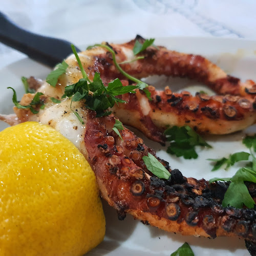 Trehantiri Fish Restaurant - Γαστρονομία και φιλοξενία