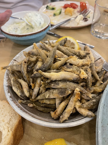 Comentarii opinii despre Το λιμάνι μεζεδοπωλείο Λαυριο