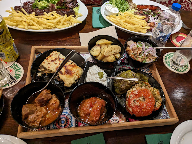 Knights of Olde / Παλιοί Ιππότες - Γαστρονομία και φιλοξενία