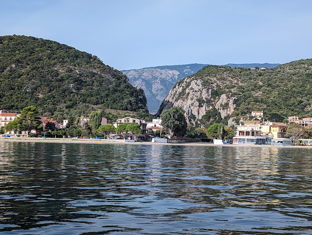 Ithakis, Κεφαλονιά 280 82