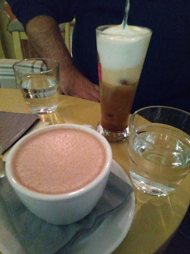 Εμπορικό Κέντρο Καστοριάς, Λεωφ. Κύκνων 2, Καστοριά 521 00