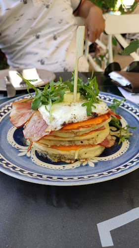 Comentarii opinii despre Belle Amie