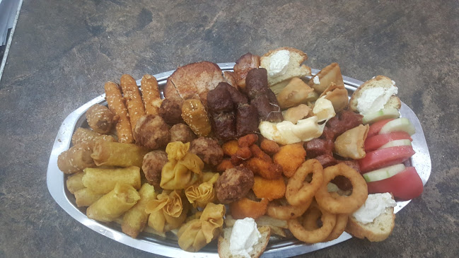 Opinii despre ΑΙΓΛΗ- ΚΑΦΕ- ΜΕΖΕΔΟΠΩΛΕΙΟ- ΛΟΥΚΟΥΜΑΔΕΣ în ΠΑΡΑΛΙΑ ΑΚΡΑΤΑΣ - Γαστρονομία και φιλοξενία