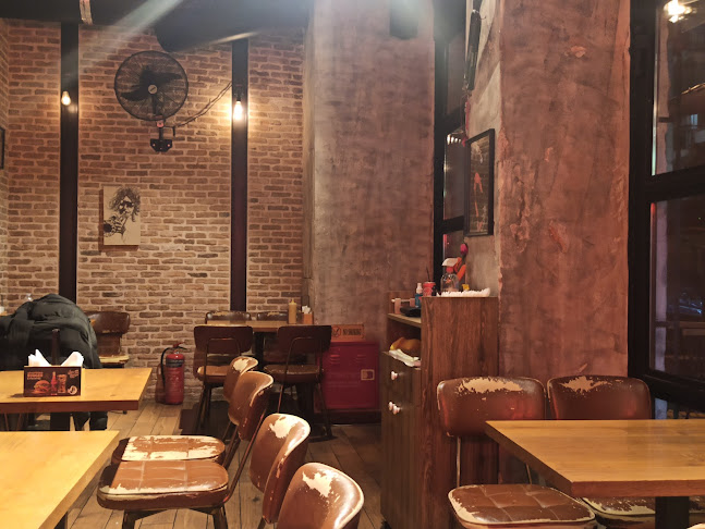 Opinii despre Jazz Burger Bar Αιγάλεω în Αιγάλεω - Γαστρονομία και φιλοξενία