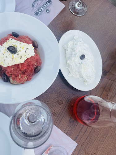 Finikas Taverna - Γαστρονομία και φιλοξενία