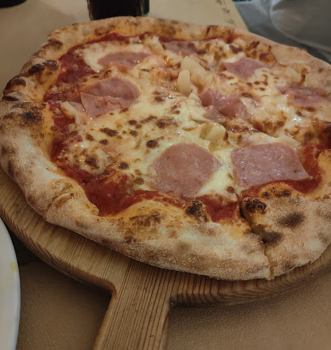 Comentarii opinii despre Christos family taverna & pizza pasta restaurant