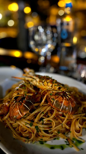 Χατζηγιάννη Μέξη 8 και, Κων/νου Βεντήρη 9, Αθήνα 115 28